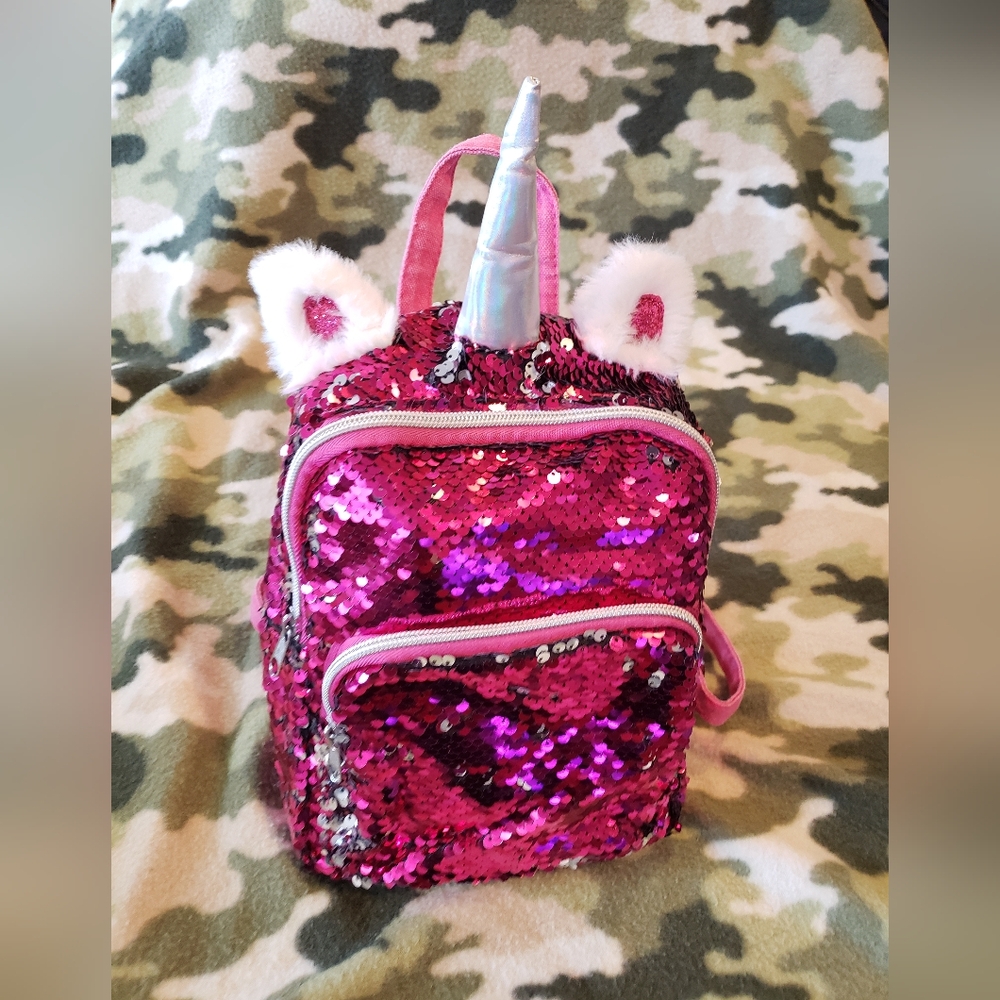 Unicorn Kid’s Used Backpack (Interactive sequins)